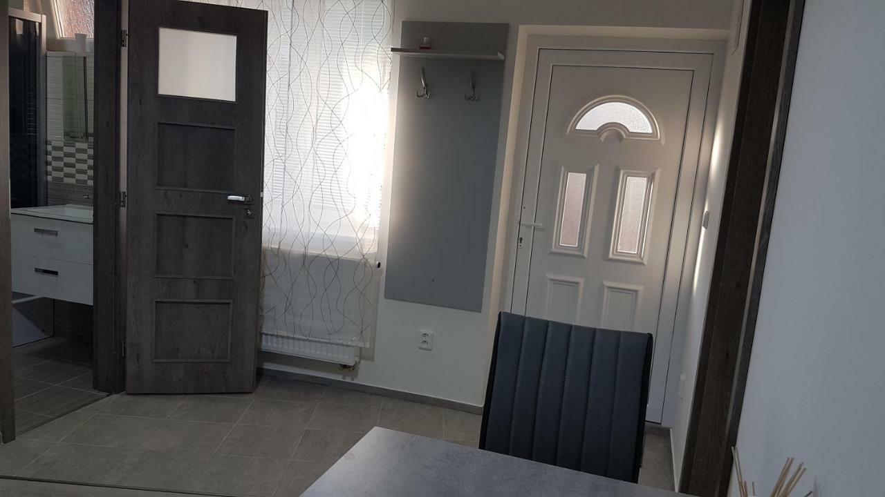 דירות Olomouc New1 מראה חיצוני תמונה